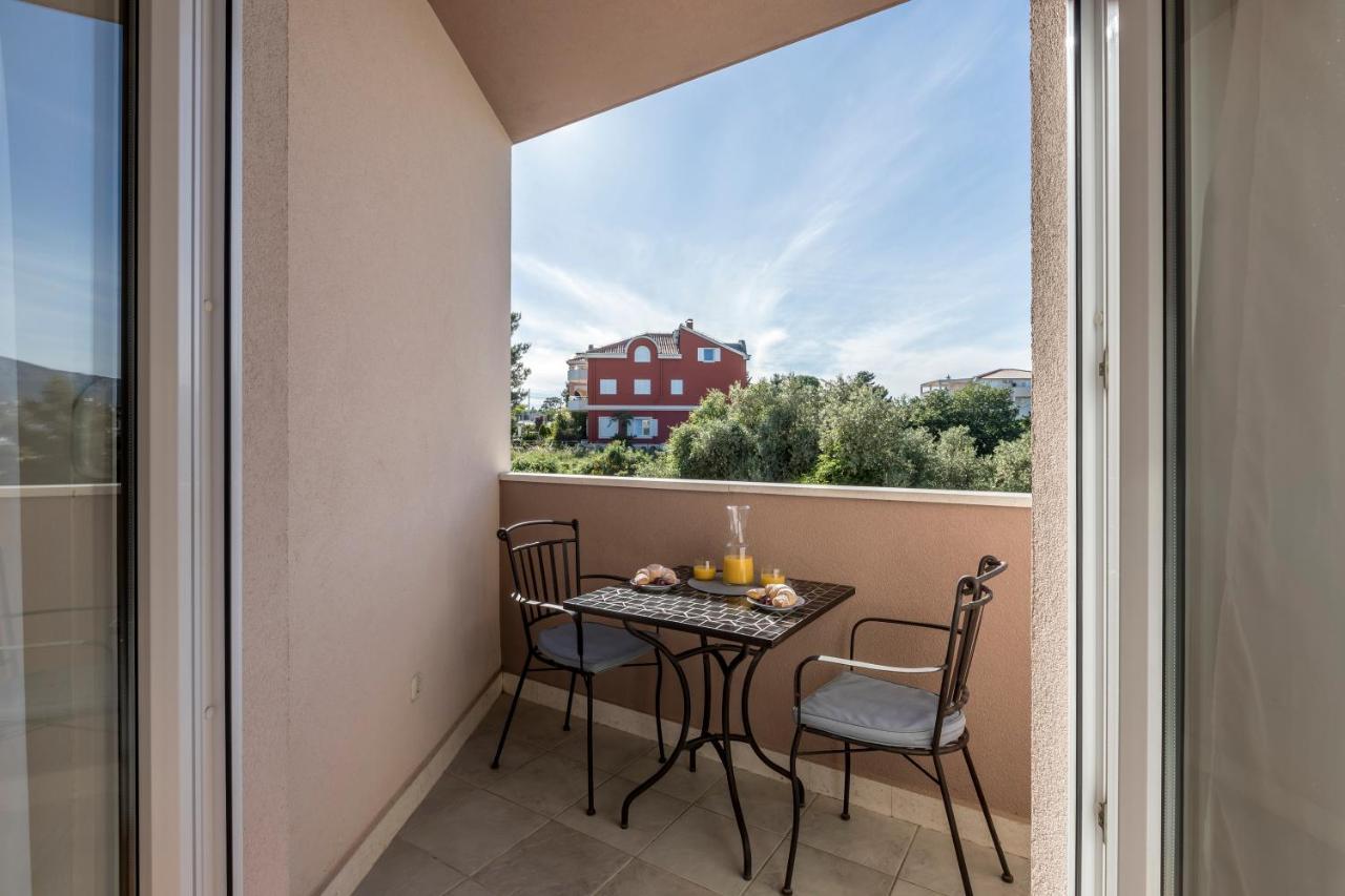 Nona Apartment Сплит Екстериор снимка